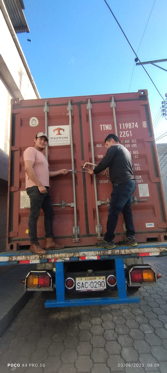 Equipo en reunión de trabajo